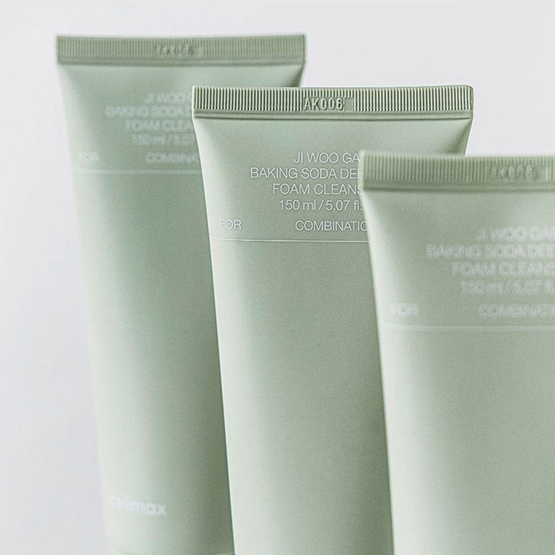 CELIMAX BAKING SODA DEEP PORE FOAM CLEASING (150 ml)