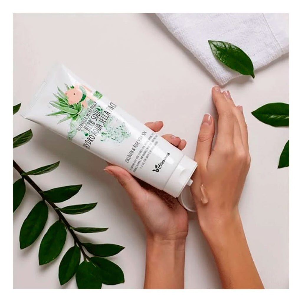 ELIZAVECCA MILK PIGGY HERB SOUL HYDRO AQUA JELLA PACK (250ml)