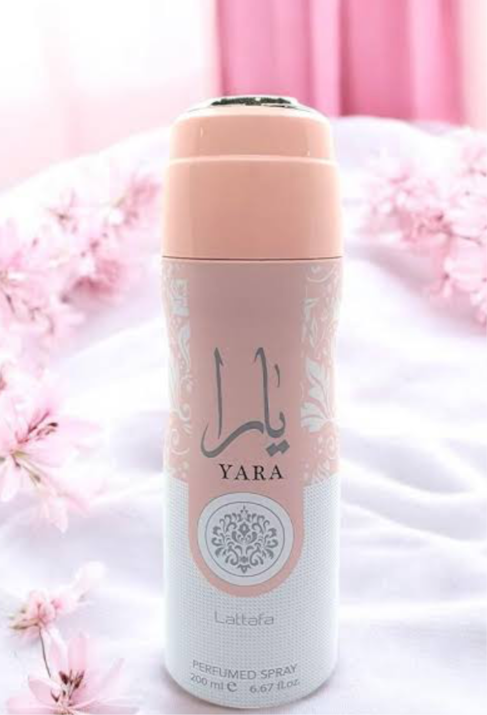 Desodorante perfumado en aerosol Yara de Lattafa Perfumes